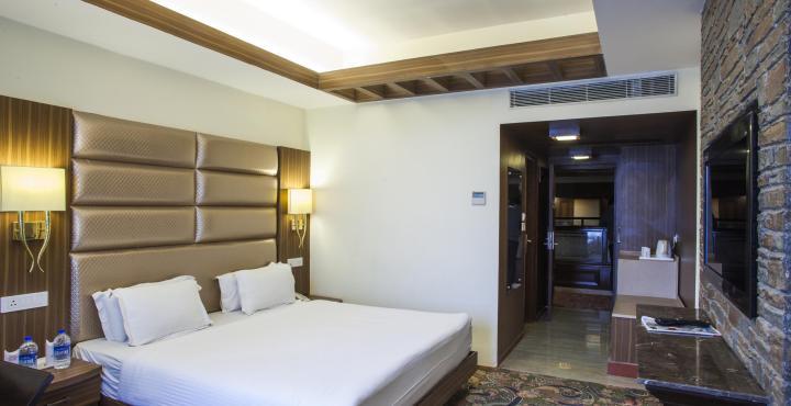 מלון Radisson Srinagar מראה חיצוני תמונה