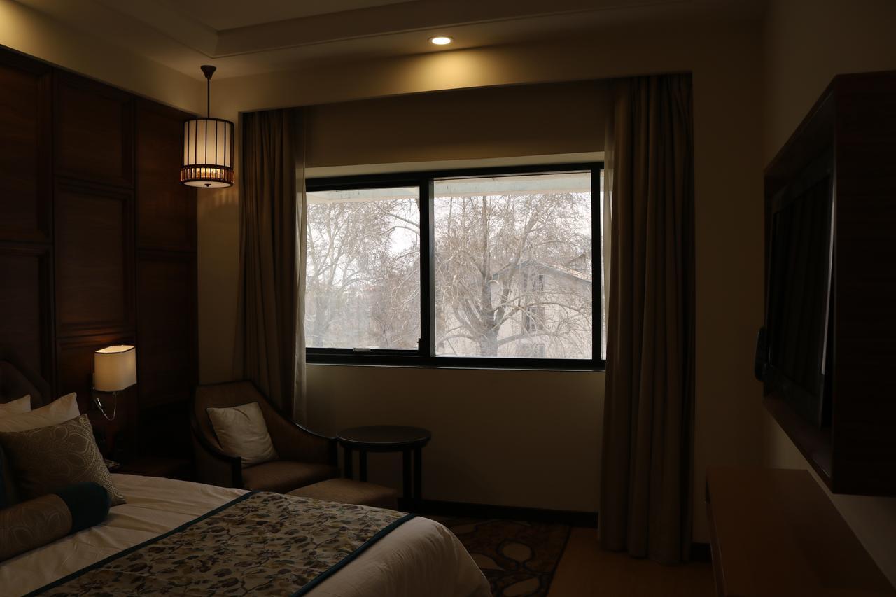 מלון Radisson Srinagar מראה חיצוני תמונה