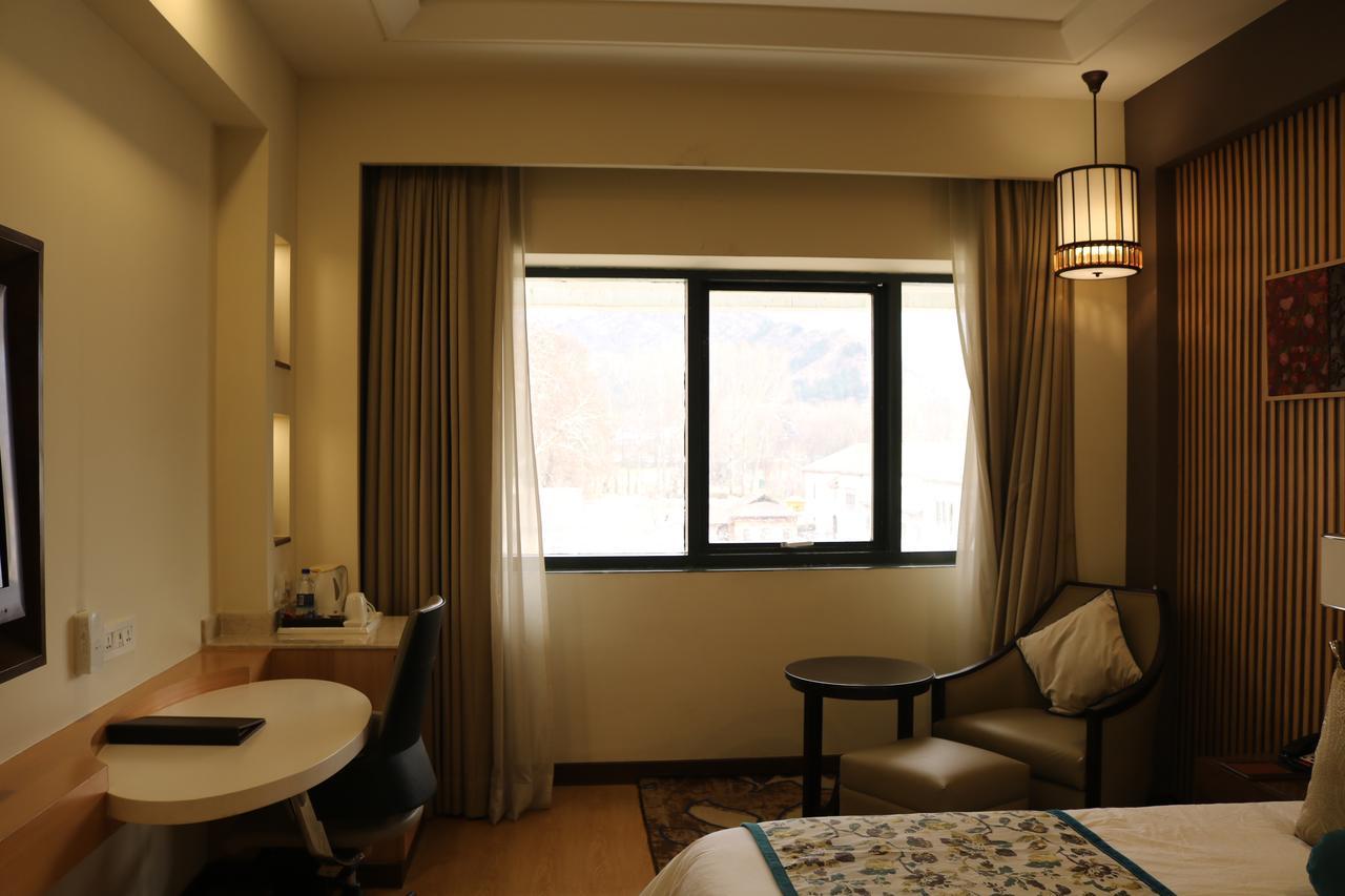 מלון Radisson Srinagar מראה חיצוני תמונה