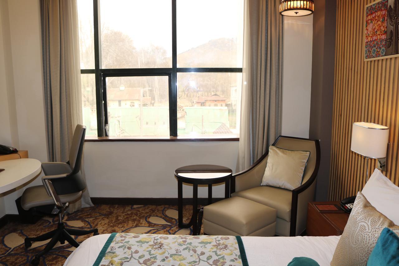 מלון Radisson Srinagar מראה חיצוני תמונה